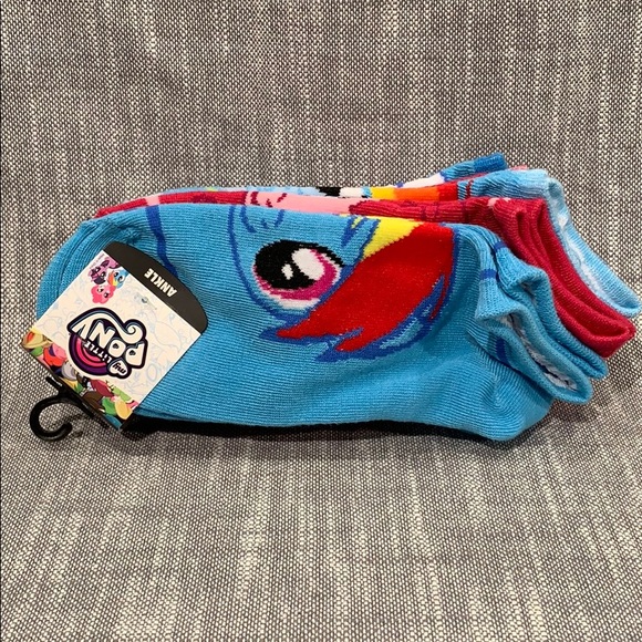 Woman’s Hasbro My Little Pony 6pk Ankle Socks - Picture 2 of 3